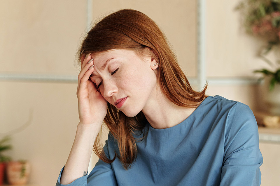 customeyes-are-headaches-and-vision-problems-related