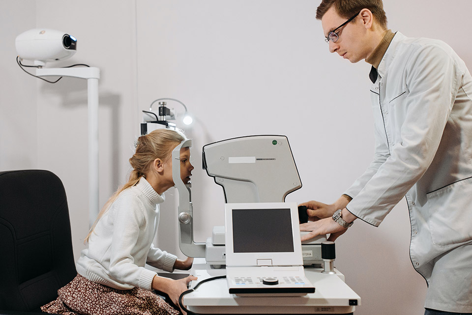 customeyes-children-vision-exams